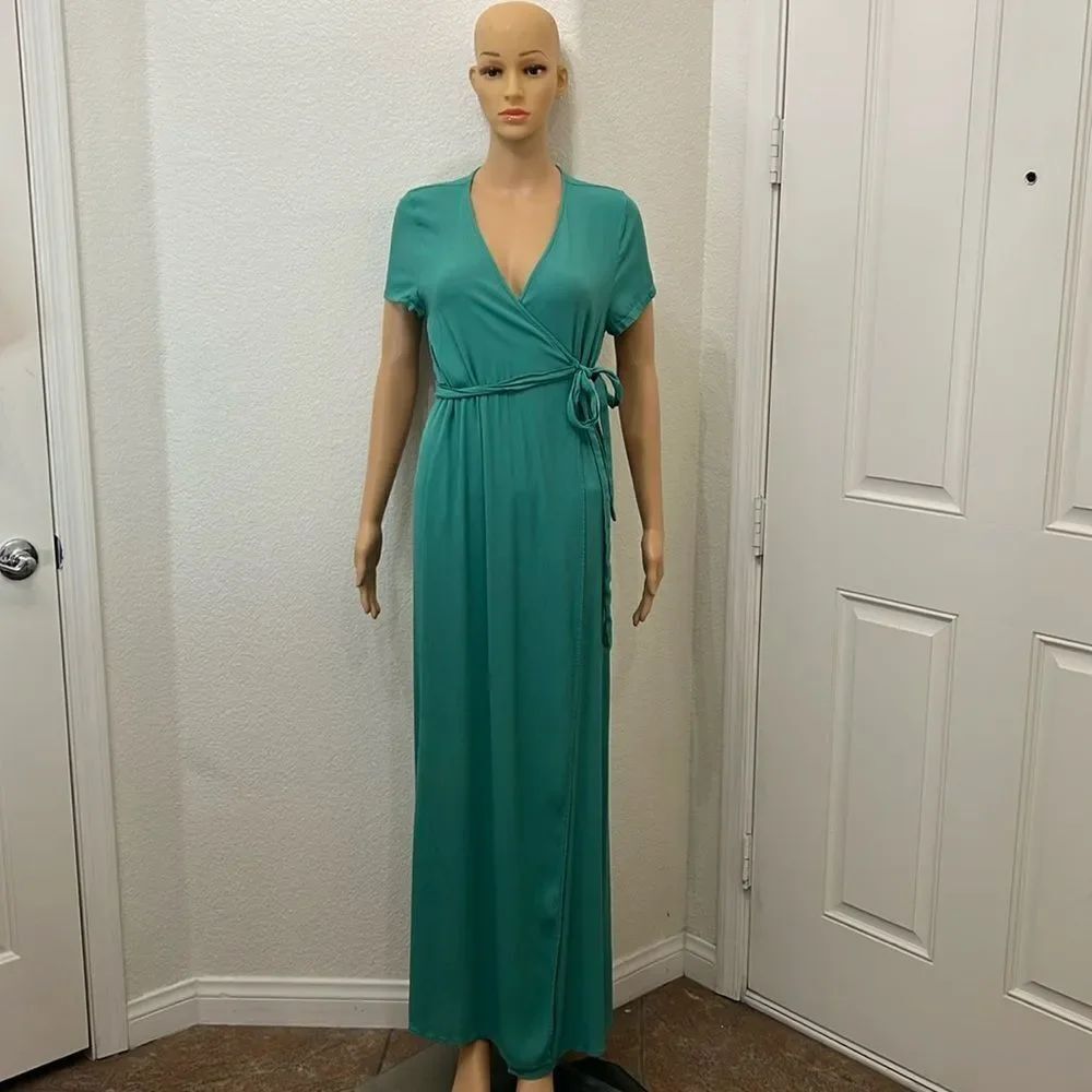 Vici Teal Green Maxi Dress Size Large VNeck Short Sleeve Wrap Side Tie